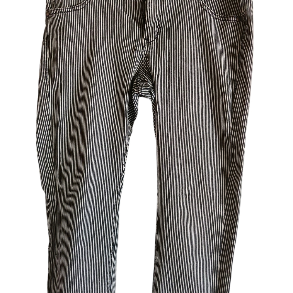 CAbi, women's blue/white stripe jeans, back pockets, great condition, Sz… - Picture 3 of 14